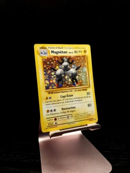Magneton 38/108 - holo