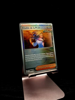 Vitalité de la Professeure Olim 120/131 - Pokéball