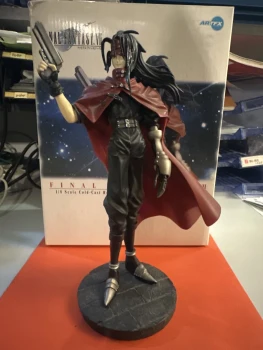 Boîte figurine résine final fantasy 7 vintage Vincent Valentine neuf