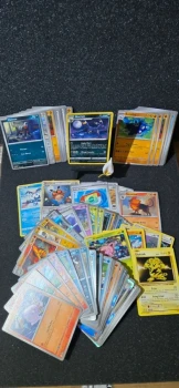 Gros lot de cartes Pokemon