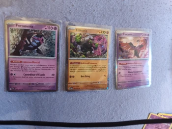 Trio cartes holo/cosmos