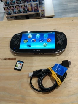 PS Vita + Chargeur + MotoGP15 – Très bon état