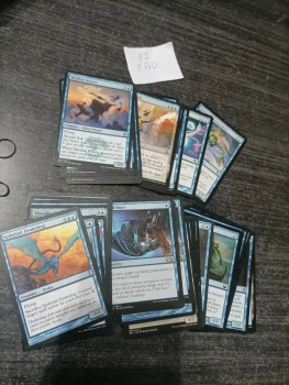 Lot 33 cartes Magic types eau