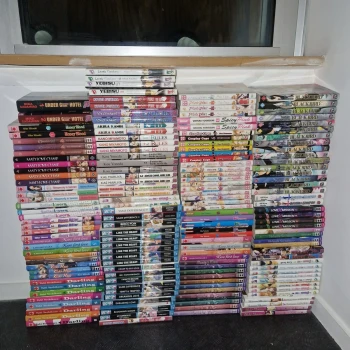 Manga yaoi shojo environ 330 tomes