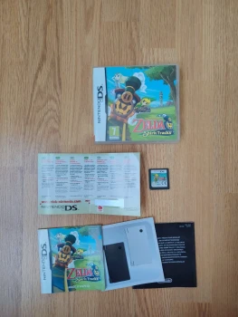 The Legend of Zelda Spirit Tracks sur Nintendo DS très bon état, code VIP non gratté 🇫🇷