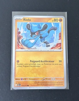 Carte Pokémon - Riolu 112/217 - Héros Transcendants