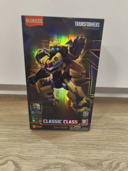 TRANSFORMERS - Bumblebee - Model Kit Classic Class Blokees