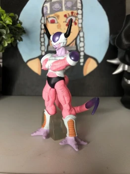 Gashapon Freezer 2e Forme Cornes HG Part 10 Bandai 2008 – Namek Saga TBE Rare