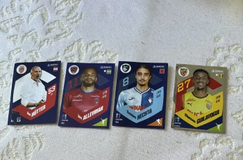 Lot de 4 Stickers Panini foot 2024