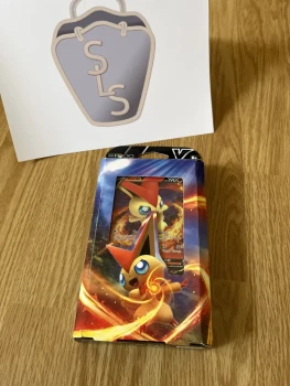 Deck Pokémon, Combat V, Gardevoir-V & Victini-V, en français