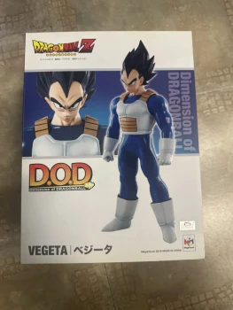 Boîte figurine dragonball z dod végéta megahouse neuf