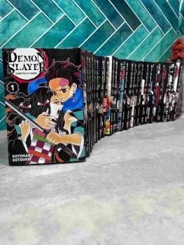 Manga : demon slayer - integrale 23 tomes ( un peu jaunit )