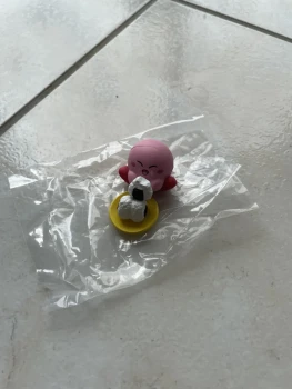 Fugurine kirbi
