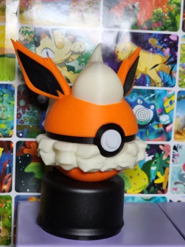 Figurine Fan Art pokemon : Pokéball inspirée de Pyroli