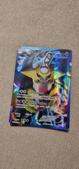 Carte Pokémon Giratina full art Noir et Blanc