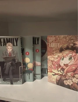 Spy - Family 1-4 + 13 collector