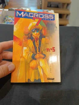 Macross 7 trash tome 5