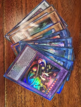 Lot de cartes Yu Gi Oh