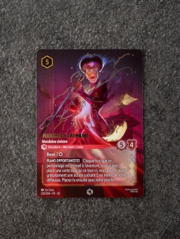 Lorcana - Lueurs dans les Profondeurs - Madame De Trémaine 233/204 - Enchantée Foil - ID=2422