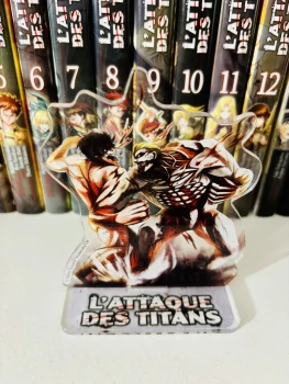 Standee Acrylique « L’attaque des Titans »