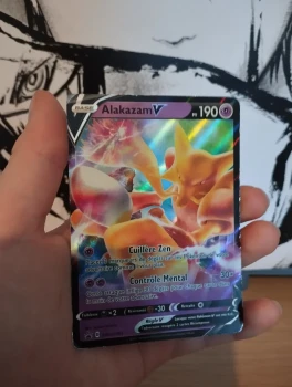 Carte V Alakazam