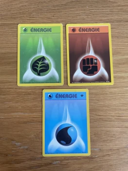Lot 3 cartes Pokémon Énergie