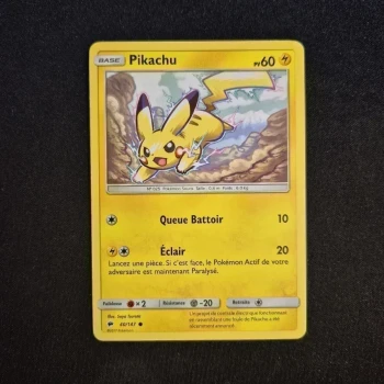 Carte Pokemon : Pikachu - Ombres Ardentes