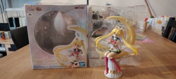 Figurine sailor moon