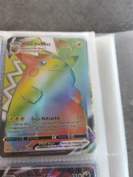 Pikachu Vmax 188/185