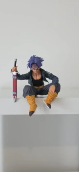 Figurine de trunks