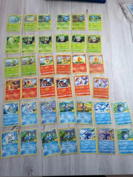 38 cartes Pokémon Mc Donald's 25 ans