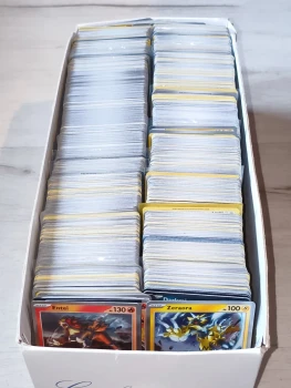 100 cartes Pokémon
