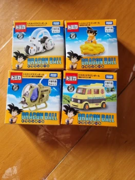 Lot des 4 véhicules dragon ball tomica