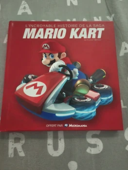 Livre sur l'histoire des jeux Mario kart