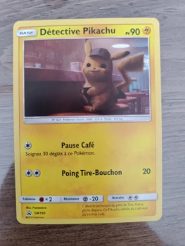 Carte pikachu détective