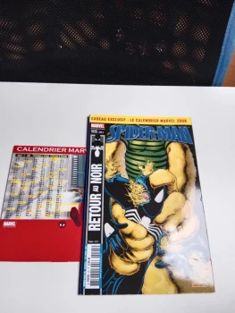 Spiderman  N° 95 + calendrier / Retour Au Noir Décembre 2007 Marvel Panini TTBE