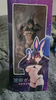 Figurine sexy bunny girl
