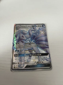 Carte Pokémon Feunard d'Alola GX SV53/SV94 - Destinées Occultes - Shiny