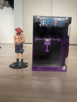Figurine One Piece, Acé