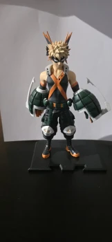 Figurine de bakugo