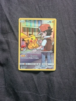 Carte Pokémon Pikachu 241/236
