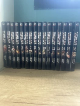 Lot 16 tomes L’attaque des titans