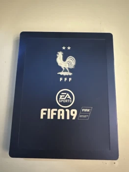 Jeu ps4 fifa 19 boîte métal collector