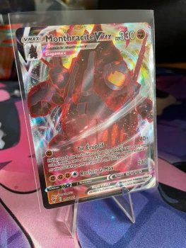 Carte Pokémon Monthracite Vmax